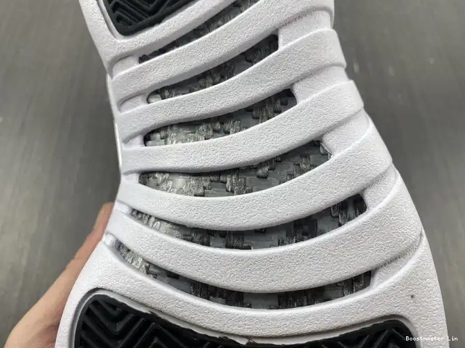 Boostmaster lin AO6068-004 Hyper 12 Jordan WMNS Air Royal 0614